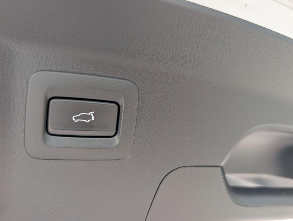 used 2023 Mazda CX-9 car, priced at $28,900