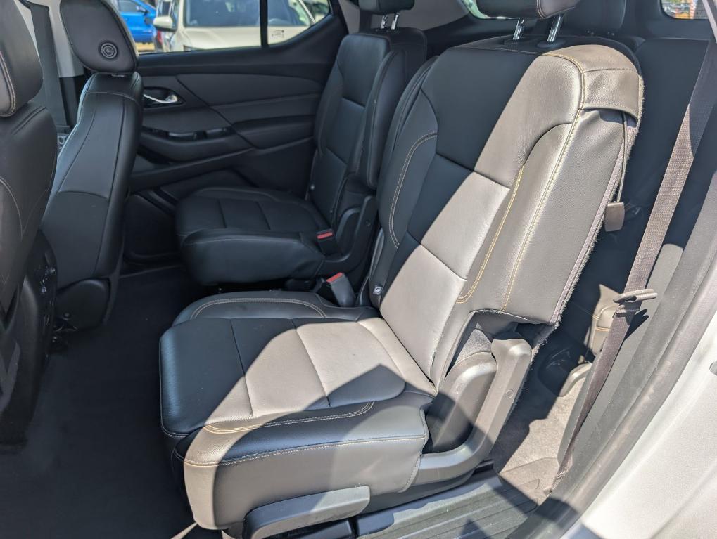 used 2020 Chevrolet Traverse car, priced at $21,900