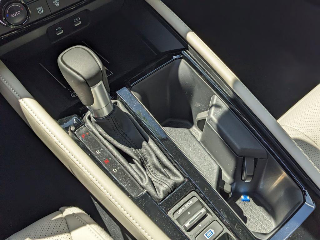 new 2025 Honda Accord Hybrid car, priced at $40,450