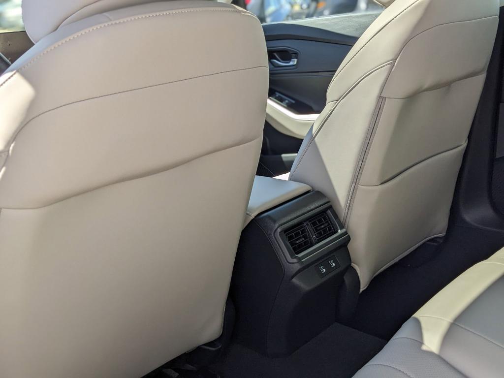 new 2025 Honda Accord Hybrid car, priced at $40,450
