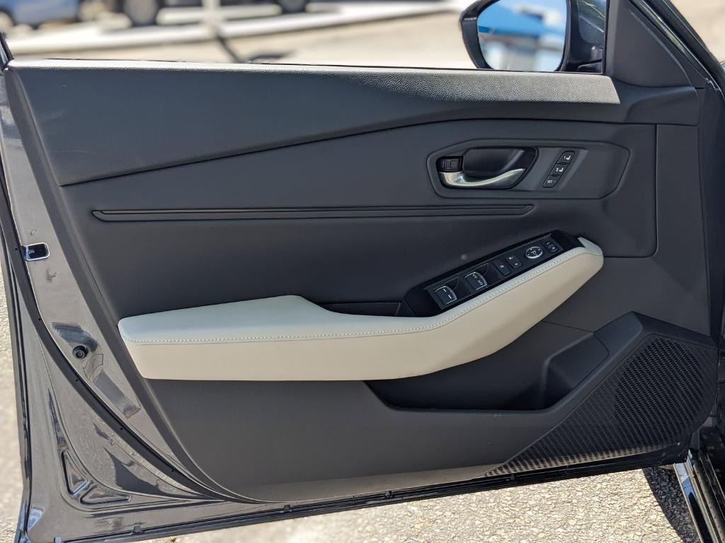 new 2025 Honda Accord Hybrid car, priced at $40,450