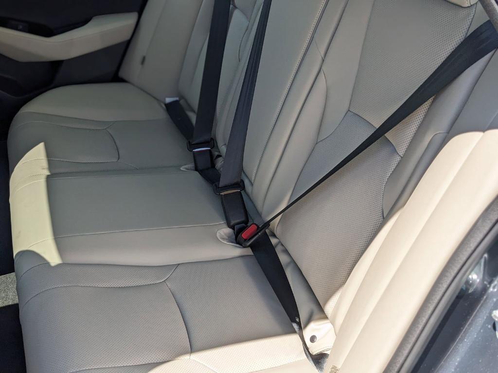 new 2025 Honda Accord Hybrid car, priced at $40,450