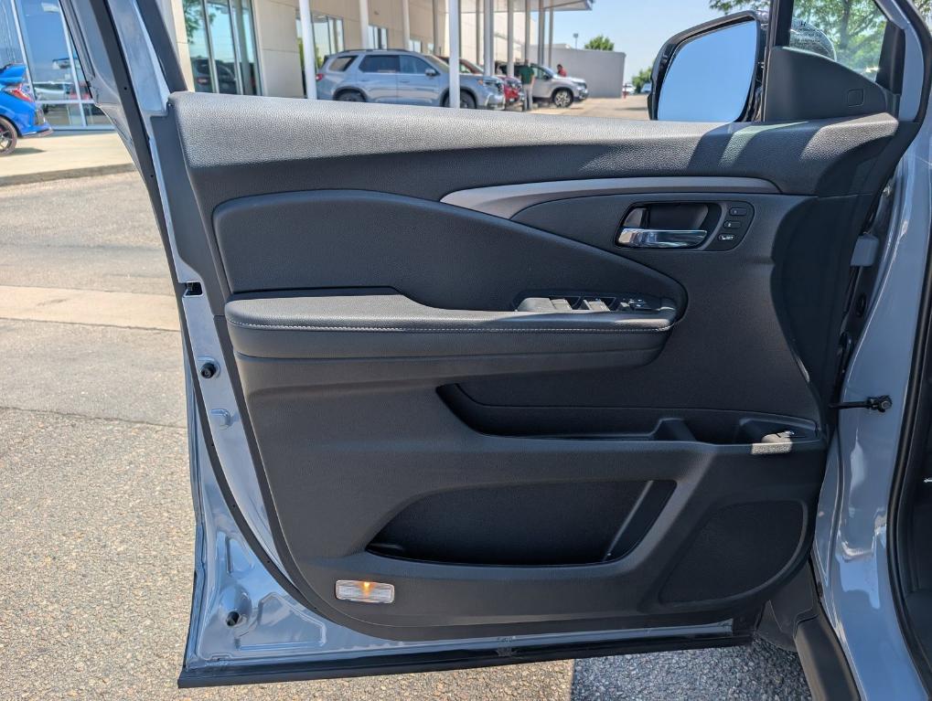 used 2023 Honda Ridgeline car, priced at $39,100