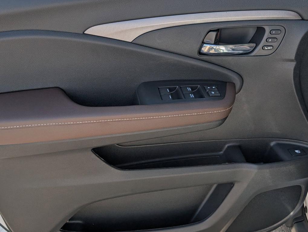 new 2025 Honda Ridgeline car, priced at $44,885