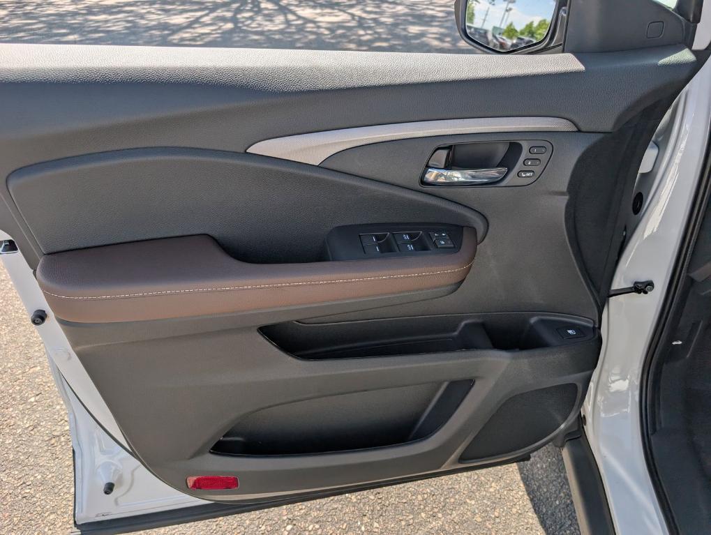 new 2025 Honda Ridgeline car, priced at $44,885