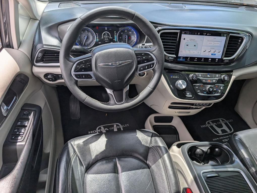 used 2022 Chrysler Pacifica car, priced at $20,900
