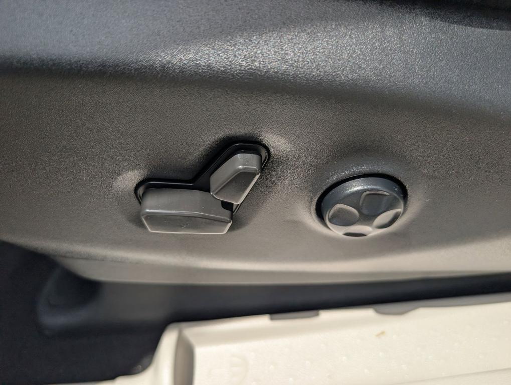 used 2022 Chrysler Pacifica car, priced at $20,900