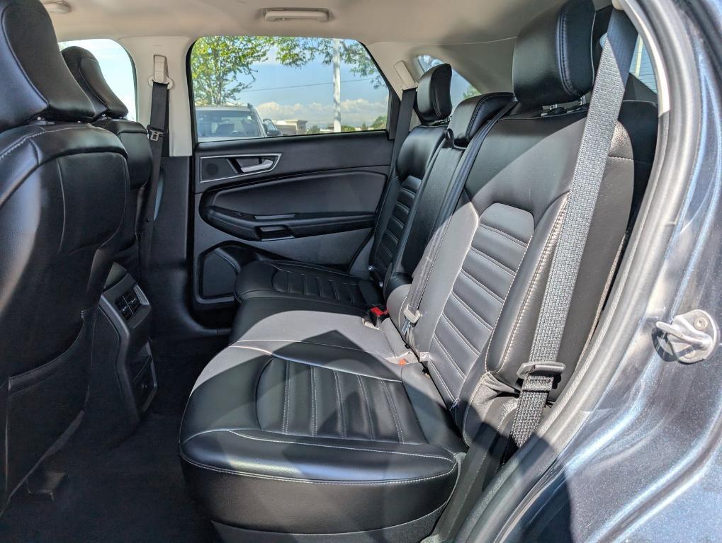 used 2024 Ford Edge car, priced at $26,900