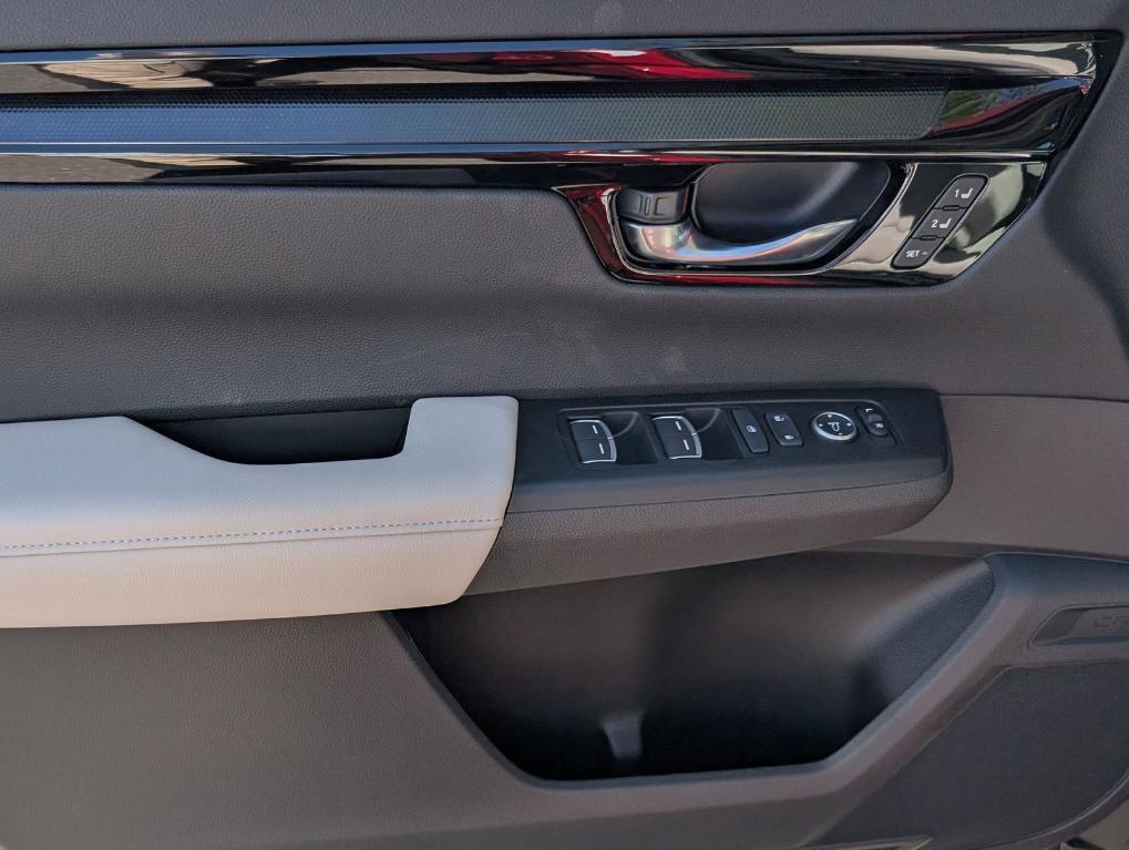 new 2025 Honda CR-V car, priced at $38,350