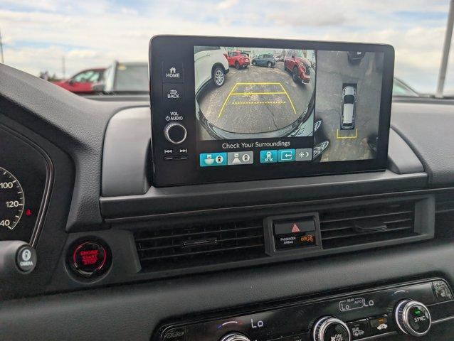 new 2025 Honda Pilot car, priced at $50,895