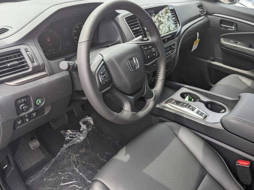 new 2025 Honda Ridgeline car, priced at $44,885