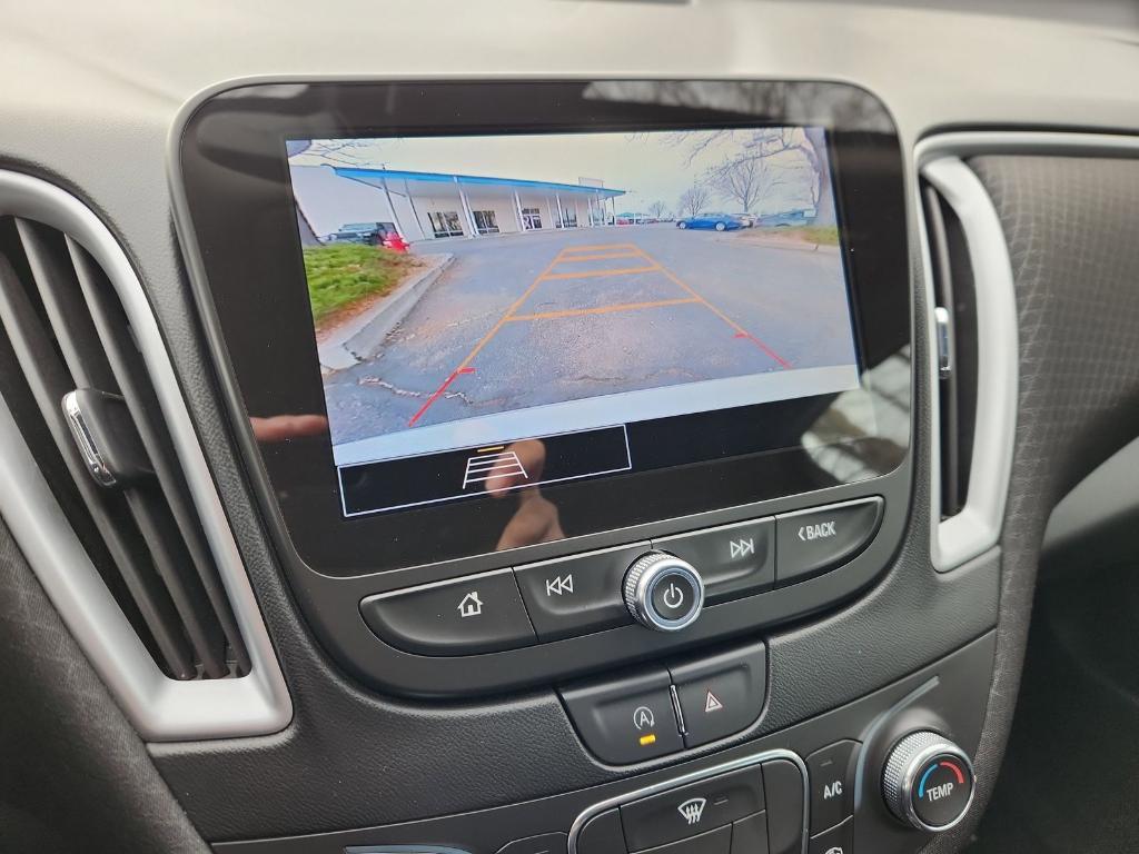 used 2024 Chevrolet Malibu car, priced at $18,900