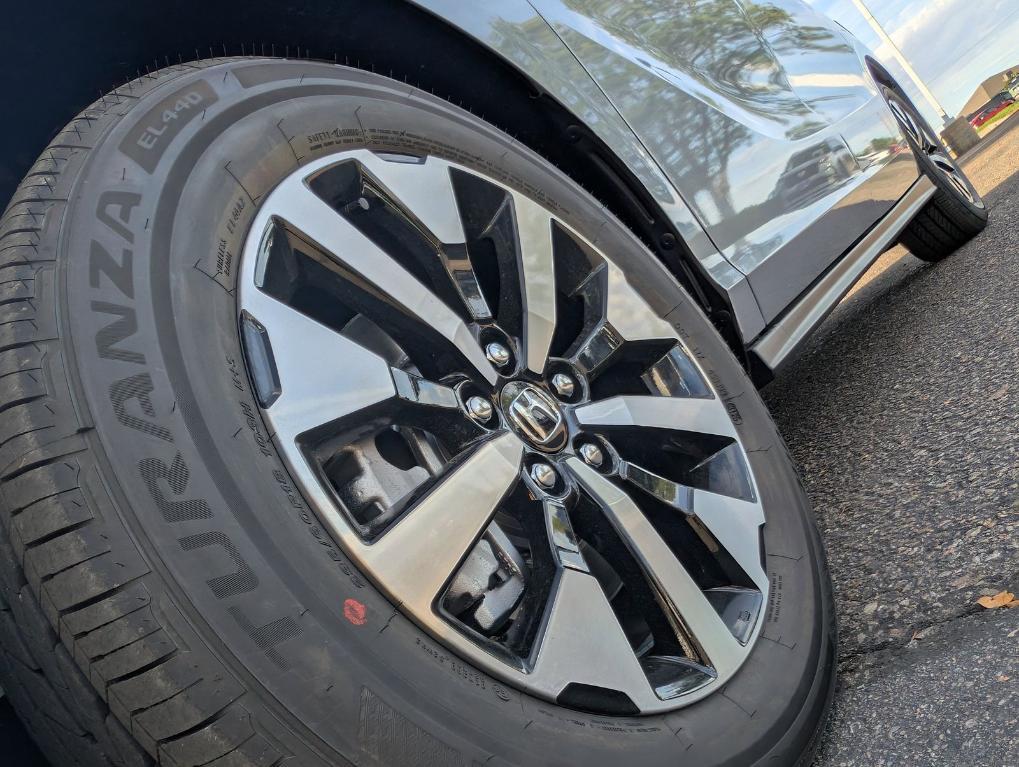 new 2026 Honda Odyssey car, priced at $44,290