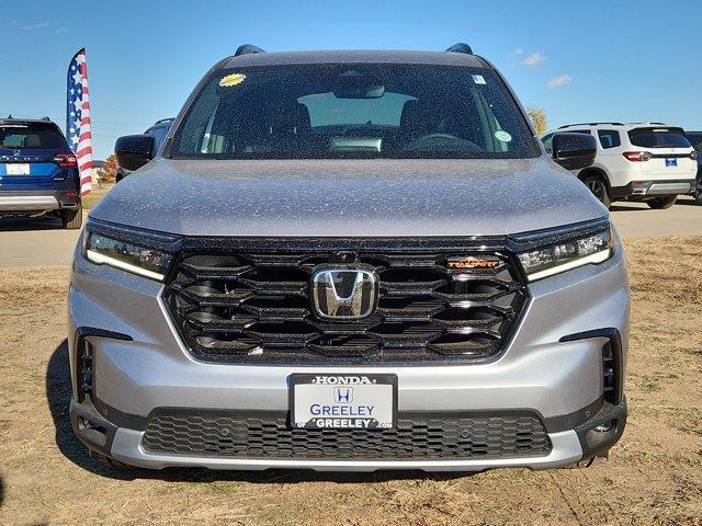 new 2025 Honda Pilot car, priced at $50,895