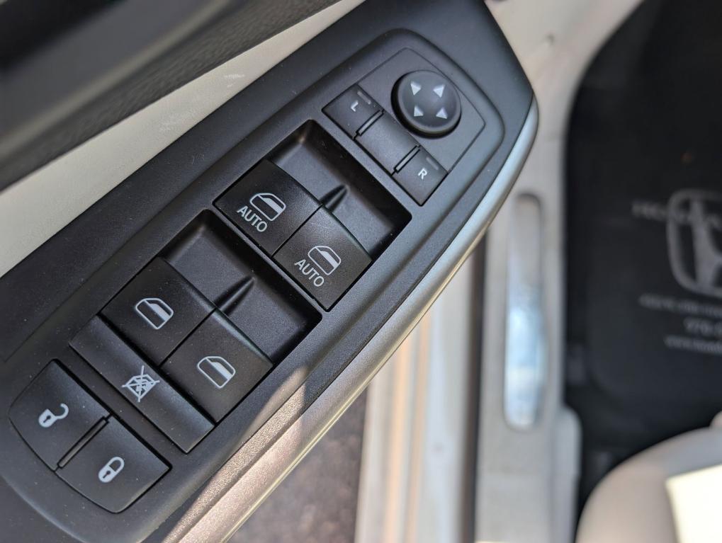 used 2019 Jeep Cherokee car, priced at $20,800