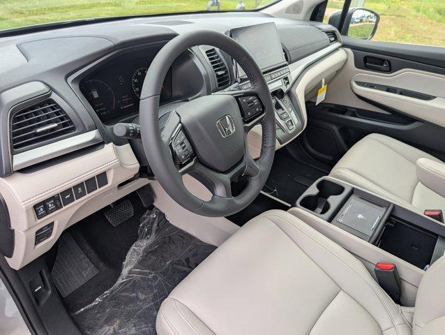 new 2025 Honda Odyssey car, priced at $43,670