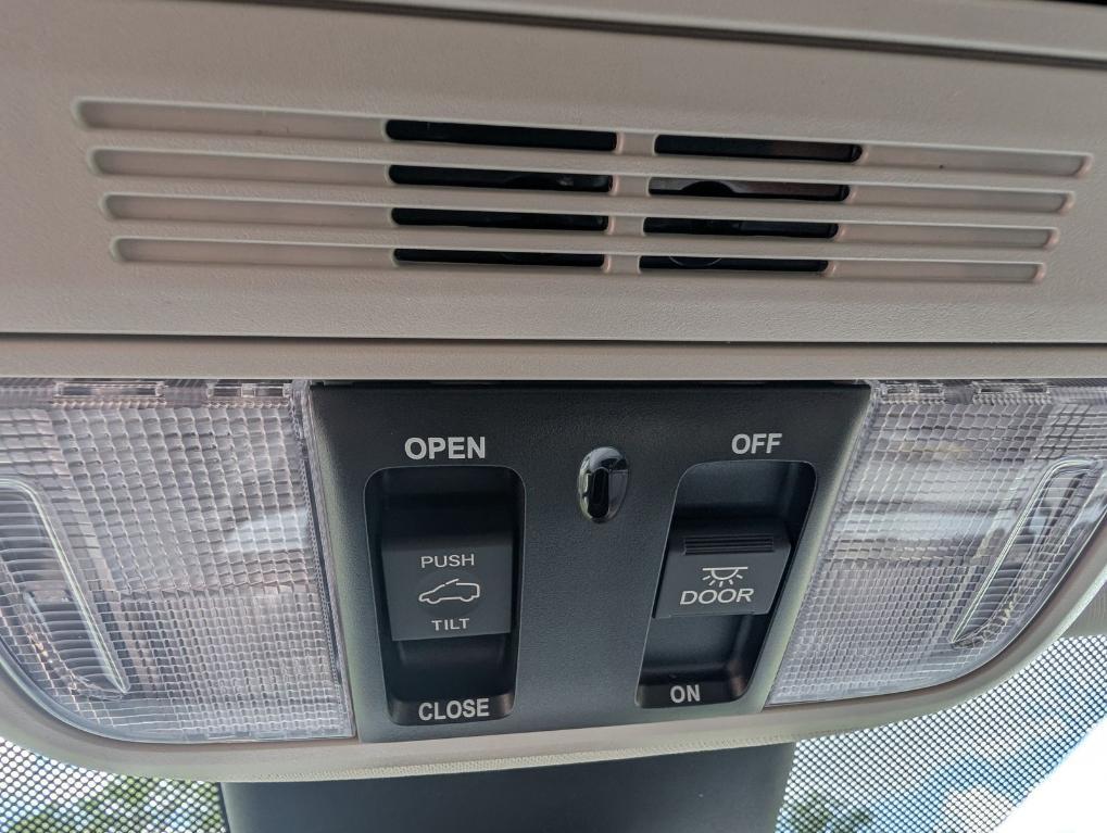 new 2025 Honda Odyssey car, priced at $43,670