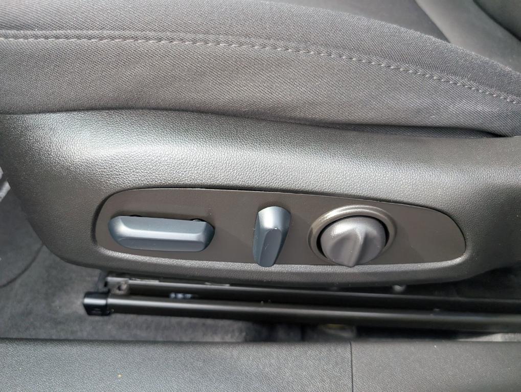 used 2022 Chevrolet Malibu car, priced at $18,900