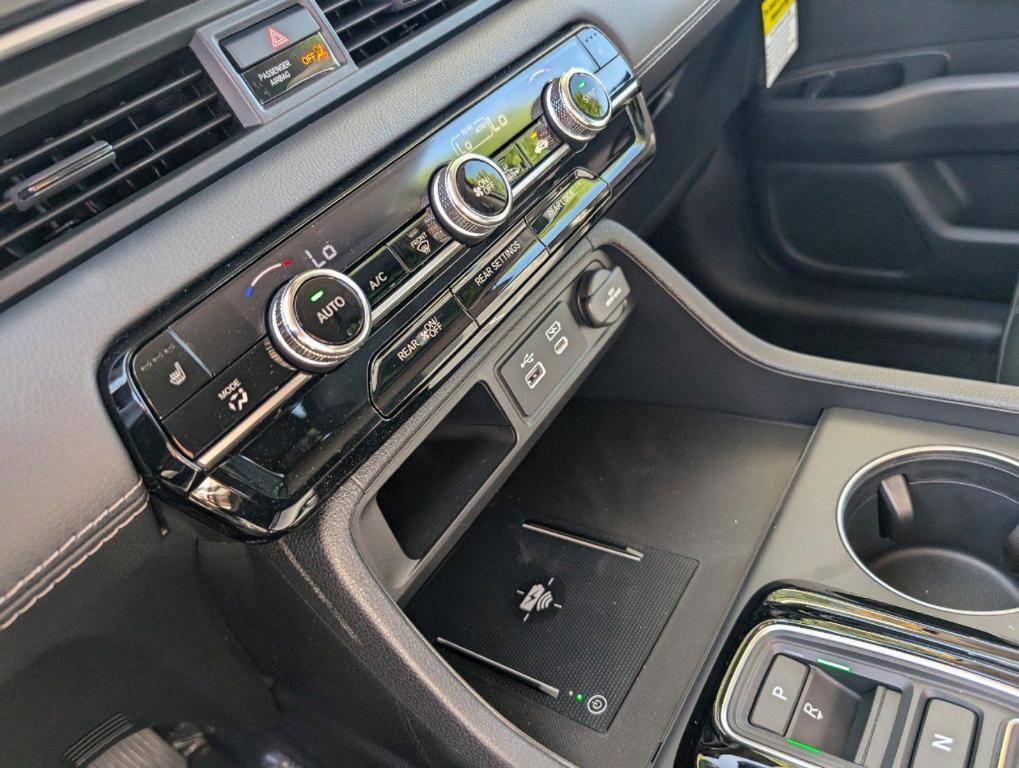 used 2025 Honda Pilot car, priced at $46,800