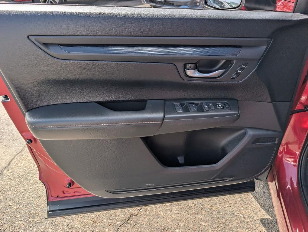 used 2024 Honda CR-V Hybrid car, priced at $37,100