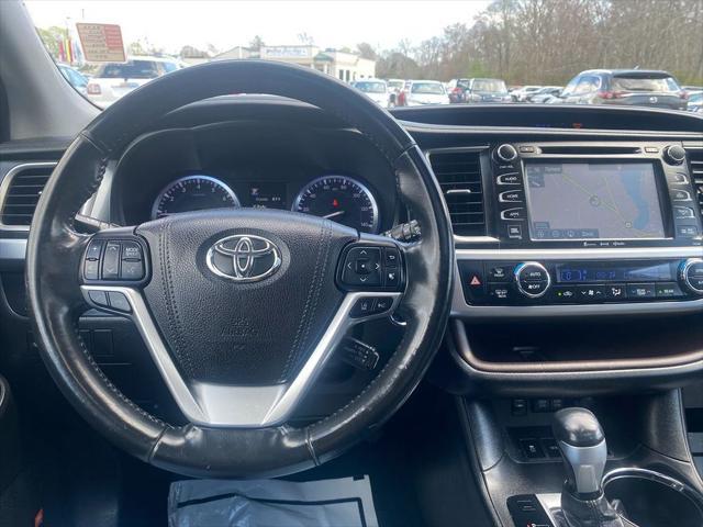 used 2017 Toyota Highlander car, priced at $27,466