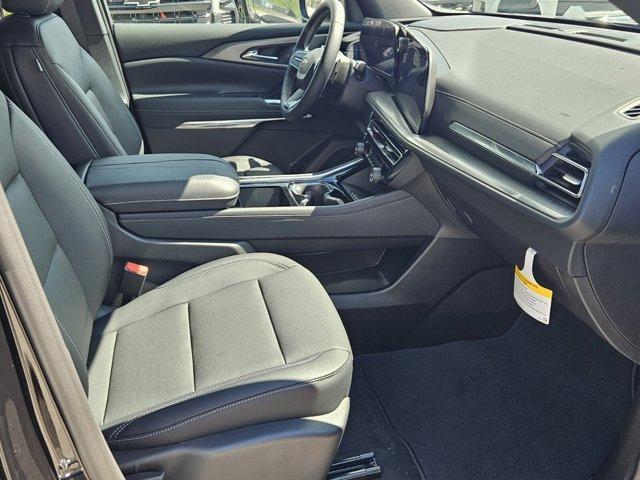 new 2026 Chevrolet Traverse car, priced at $42,984
