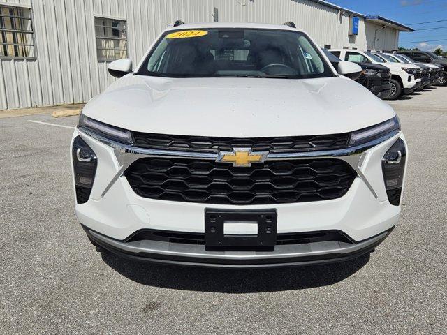 used 2024 Chevrolet Trax car, priced at $18,800