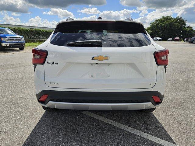 used 2024 Chevrolet Trax car, priced at $18,800