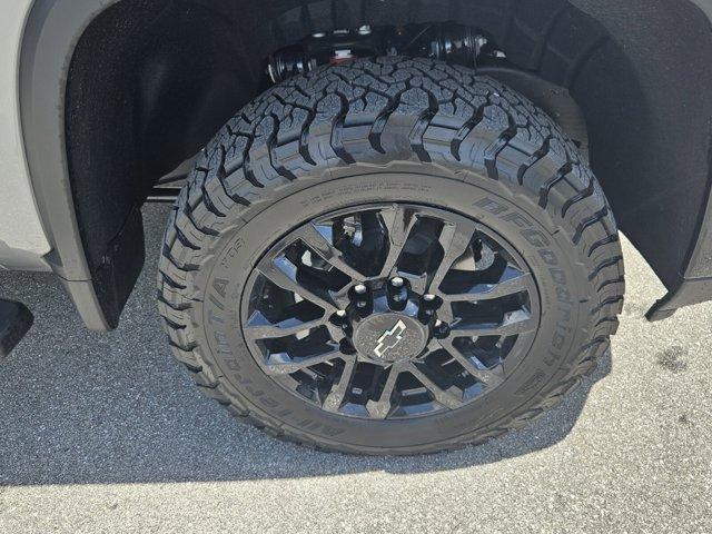 new 2025 Chevrolet Silverado 2500 car, priced at $77,400