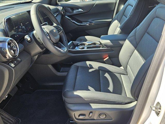 new 2026 Chevrolet Equinox car, priced at $31,500