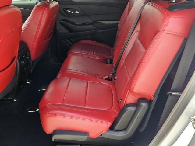 used 2023 Chevrolet Traverse car, priced at $17,484