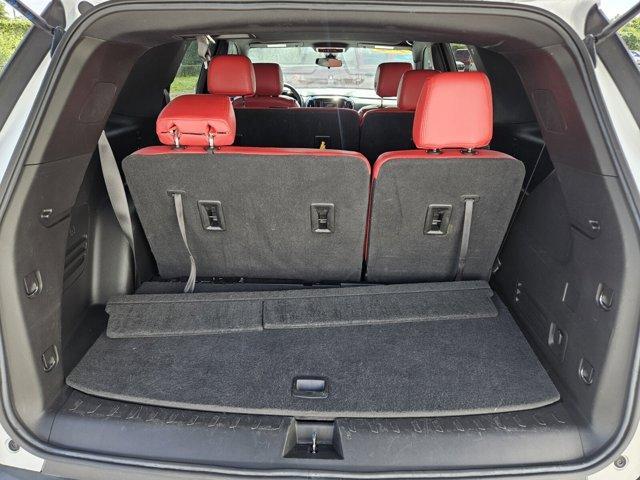 used 2023 Chevrolet Traverse car, priced at $17,484