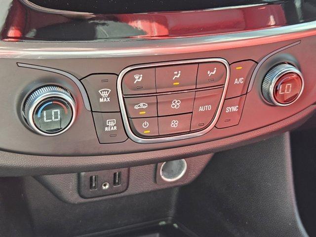 used 2023 Chevrolet Traverse car, priced at $17,484