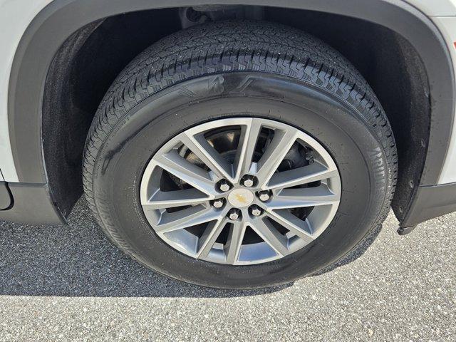 used 2023 Chevrolet Traverse car, priced at $17,484