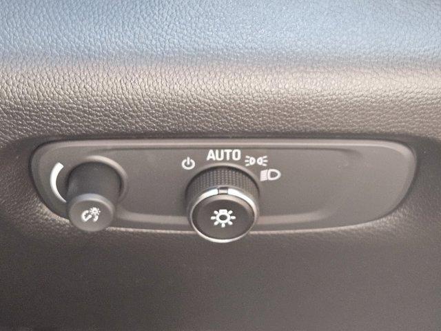 used 2023 Chevrolet Traverse car, priced at $17,484