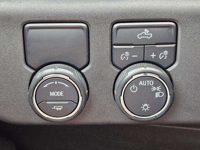 used 2024 Chevrolet Silverado 1500 car, priced at $40,984