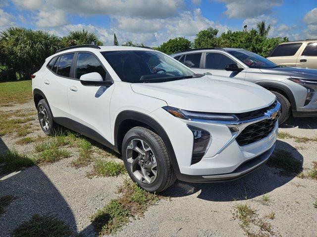 new 2025 Chevrolet Trax car, priced at $24,384