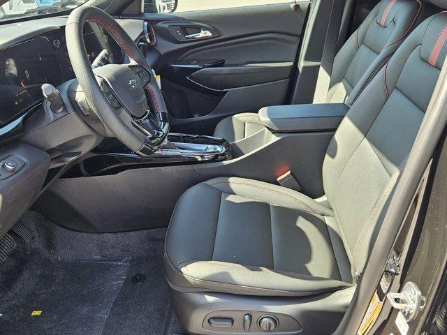 new 2025 Chevrolet Trax car, priced at $26,400