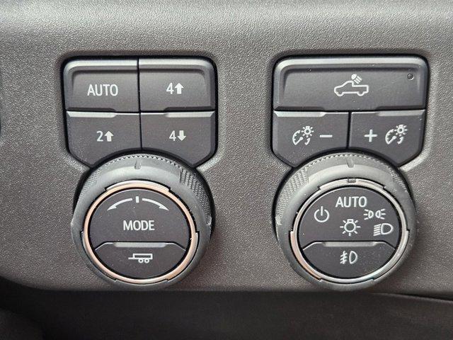 new 2025 Chevrolet Silverado 1500 car, priced at $62,984