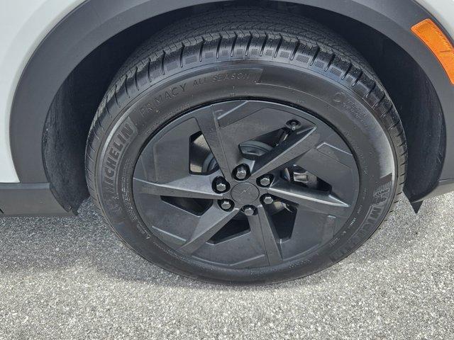 used 2025 Chevrolet Equinox EV car, priced at $22,984