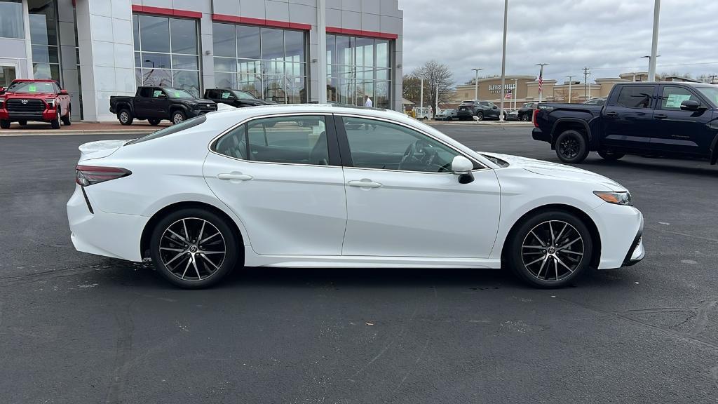 used 2022 Toyota Camry Hybrid car, priced at $30,990