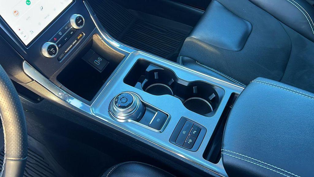 used 2023 Ford Edge car, priced at $33,990