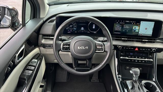 used 2023 Kia Carnival car, priced at $40,990