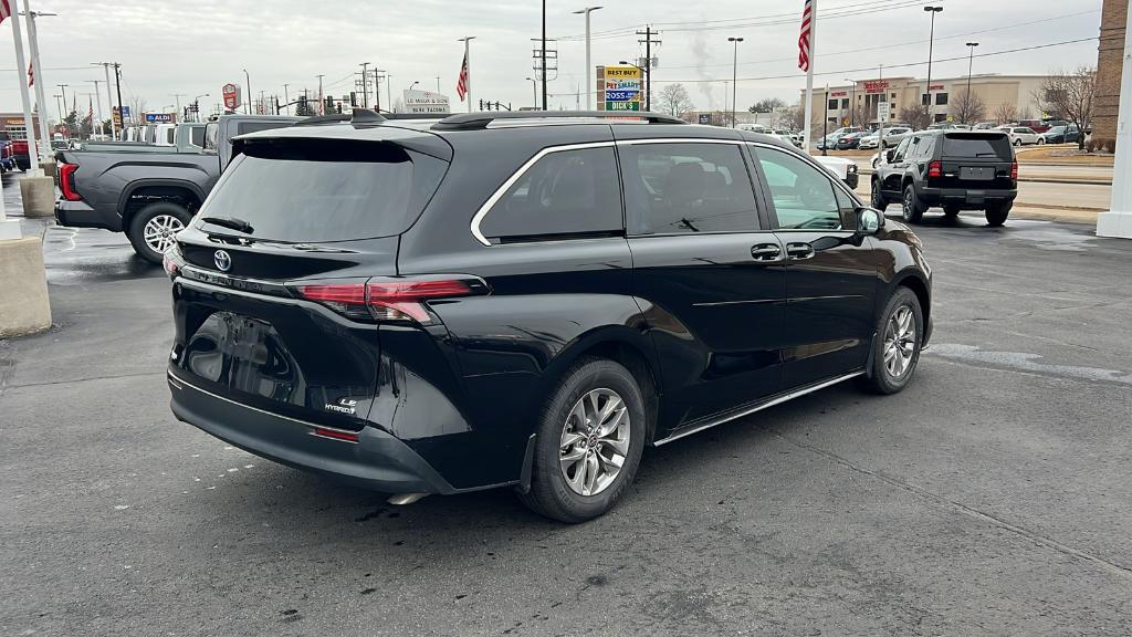 used 2022 Toyota Sienna car, priced at $37,990