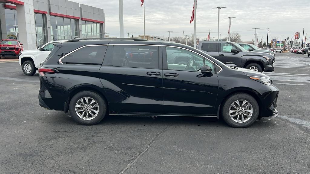 used 2022 Toyota Sienna car, priced at $37,990