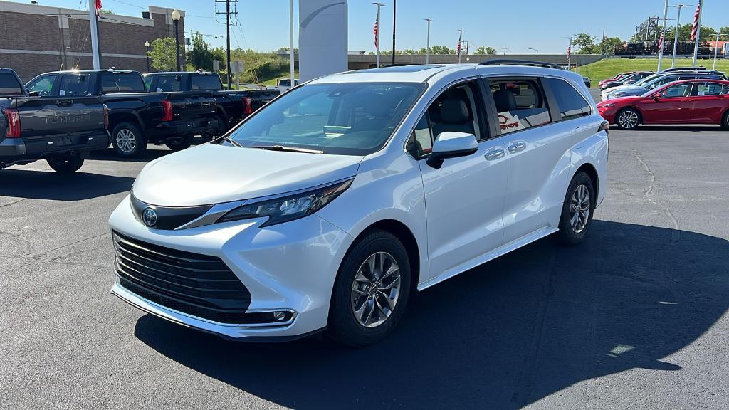 used 2024 Toyota Sienna car, priced at $51,990