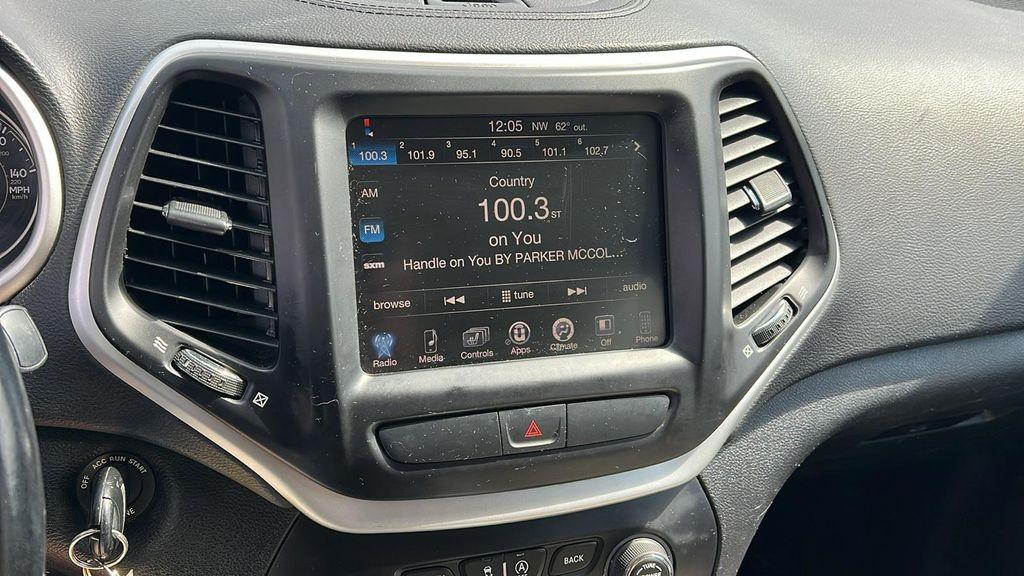used 2016 Jeep Cherokee car, priced at $10,990