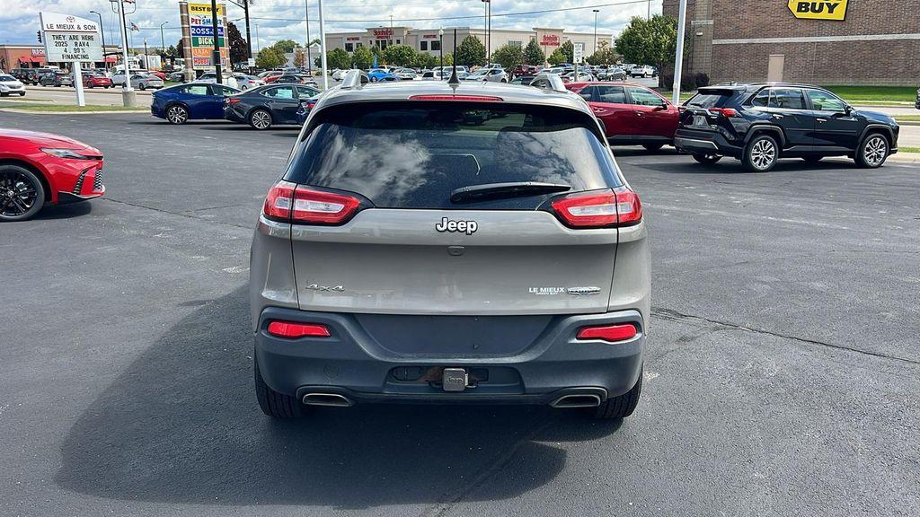 used 2016 Jeep Cherokee car, priced at $10,990
