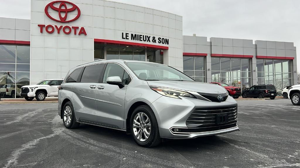 used 2023 Toyota Sienna car, priced at $58,990