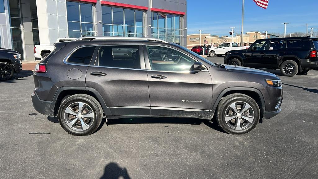 used 2019 Jeep Cherokee car, priced at $17,990